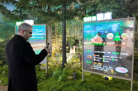 Intl media delegation explores Ningde's rural vitalization, high-tech sector