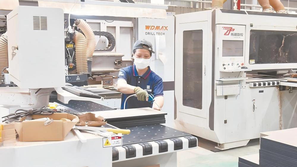 “福建造”小件家具远销欧美市场