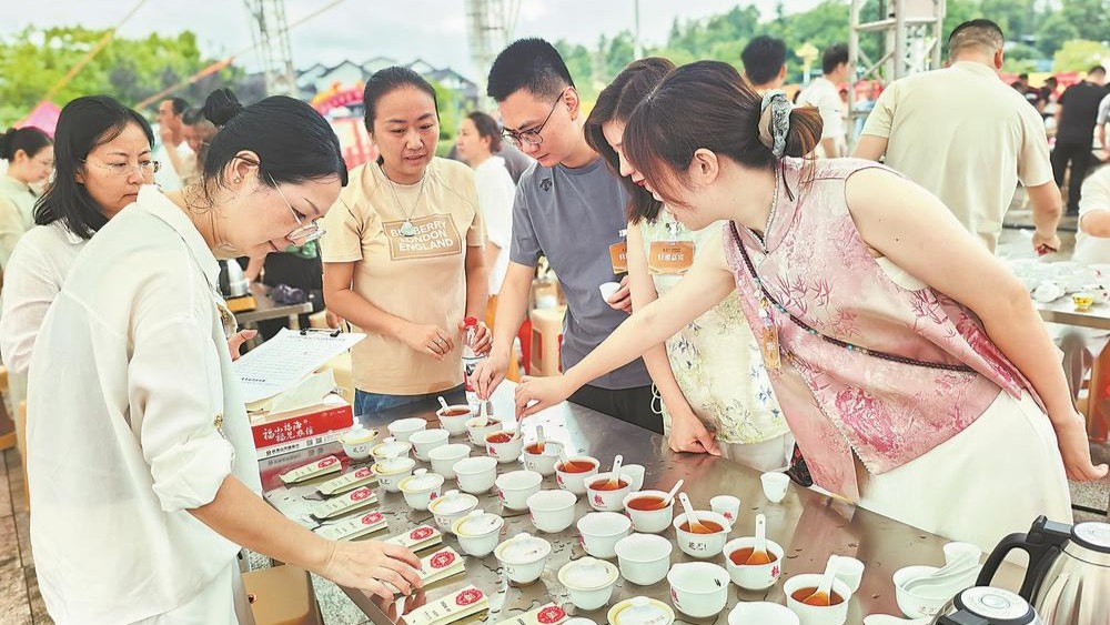 武夷山举办“走水茶”斗茶赛
