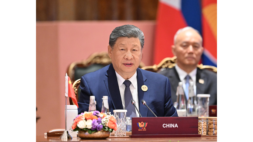 习近平出席金砖国家领导人第十八次会晤第二阶段会议并发表重要讲话
